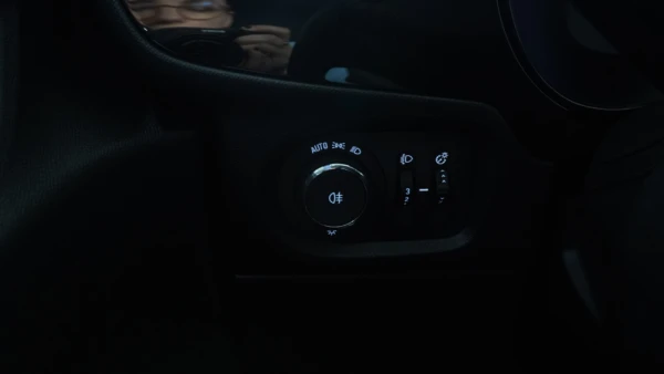 Opel Corsa-e 136CV Elegance 100% Elétrico 22