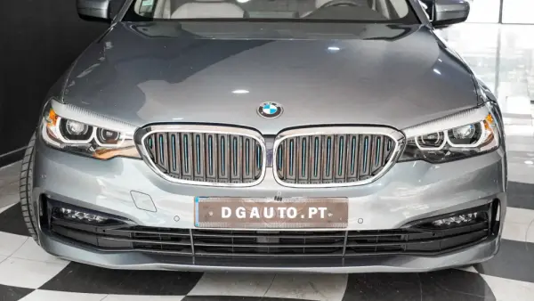 BMW 530 Pack M 13