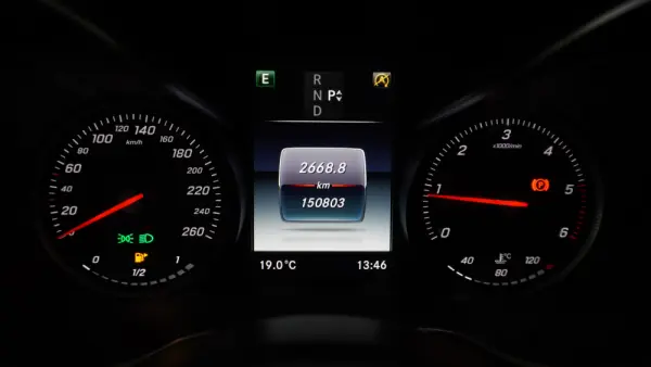 Mercedes-Benz C 180 (BlueTEC) d Station 7G-TRONIC Avantgarde 22