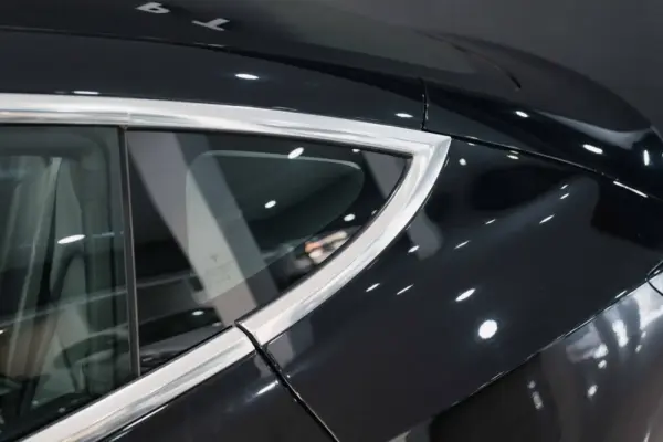 Tesla Model 3 18