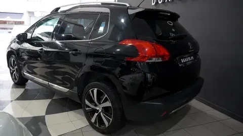 Peugeot 2008 1.2 PureTech Allure 11