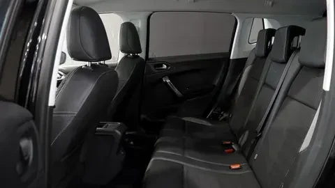 Peugeot 2008 1.2 PureTech Allure 33