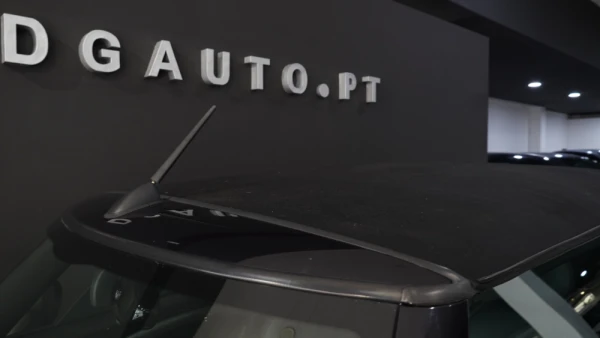 MINI 3 Portas Cooper Cabrio 1.6i 7