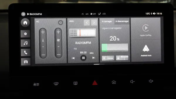 MG MG4 51 kWh Standard 19