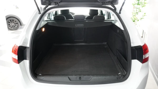 Peugeot 308 SW 1.2 ACTIVE BUSINESS 30