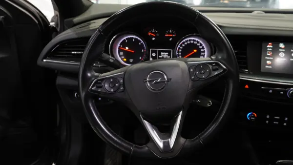 Opel Insignia Sports Tourer 17