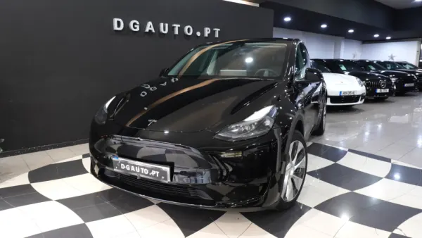 Tesla Model Y Tração Traseira 2