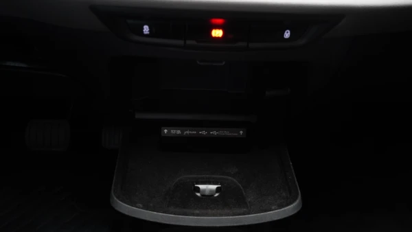 Citroën C4 Grand Picasso 1.6 HDI 7LUG 32