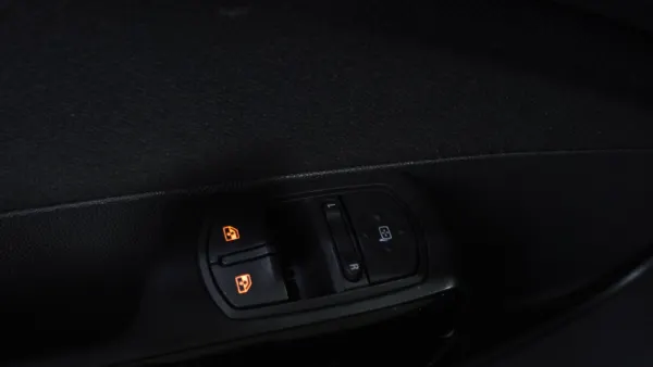 Opel Corsa 1.3 CDTI Edition Série 111 Anos 16