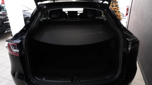 Tesla Model Y Tração Traseira 15