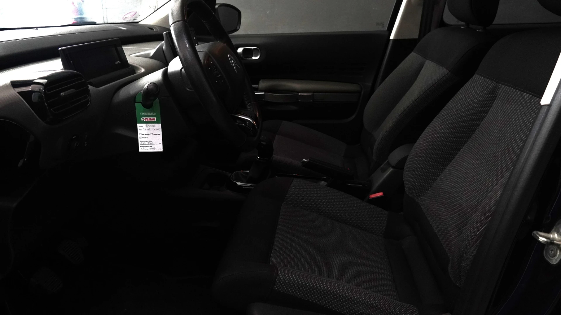 Citroën C4 Cactus 1.2 PureTech Feel 8