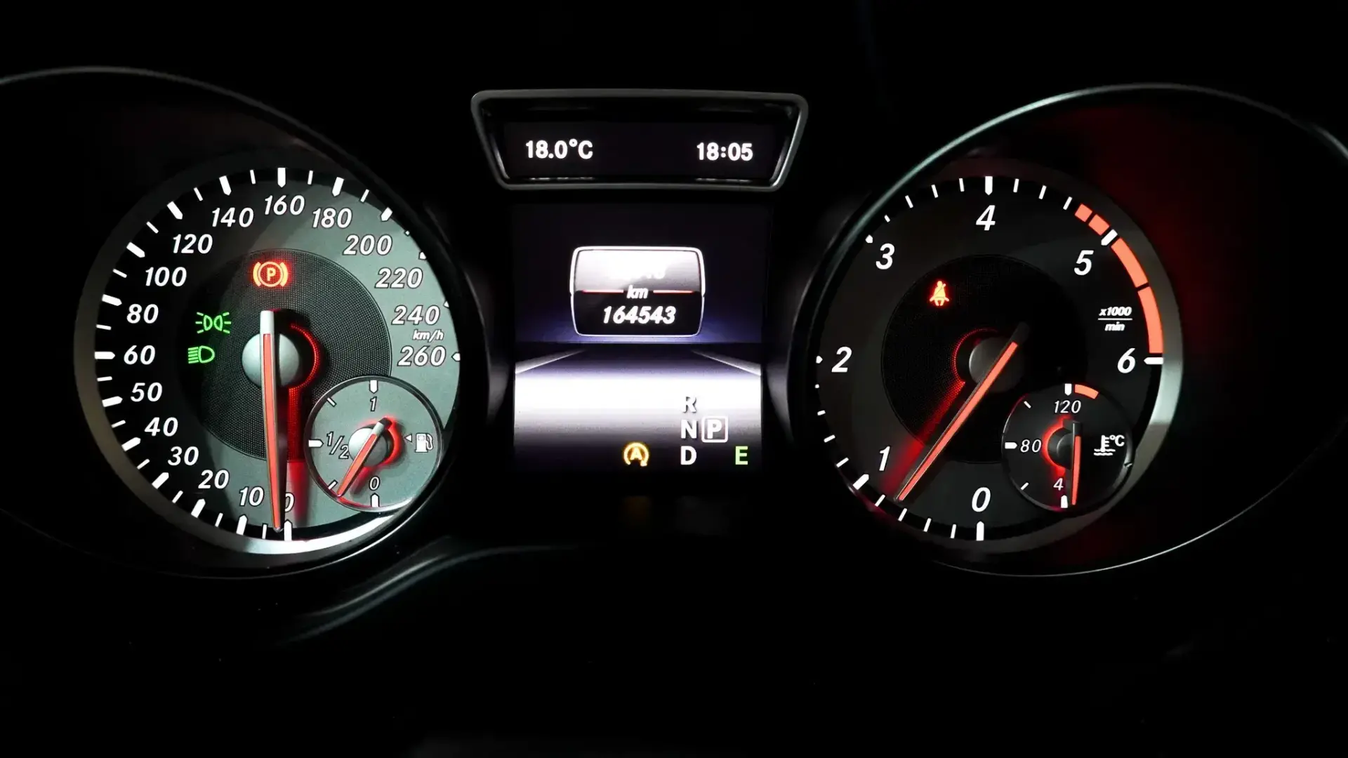 Mercedes-Benz CLA 220 11