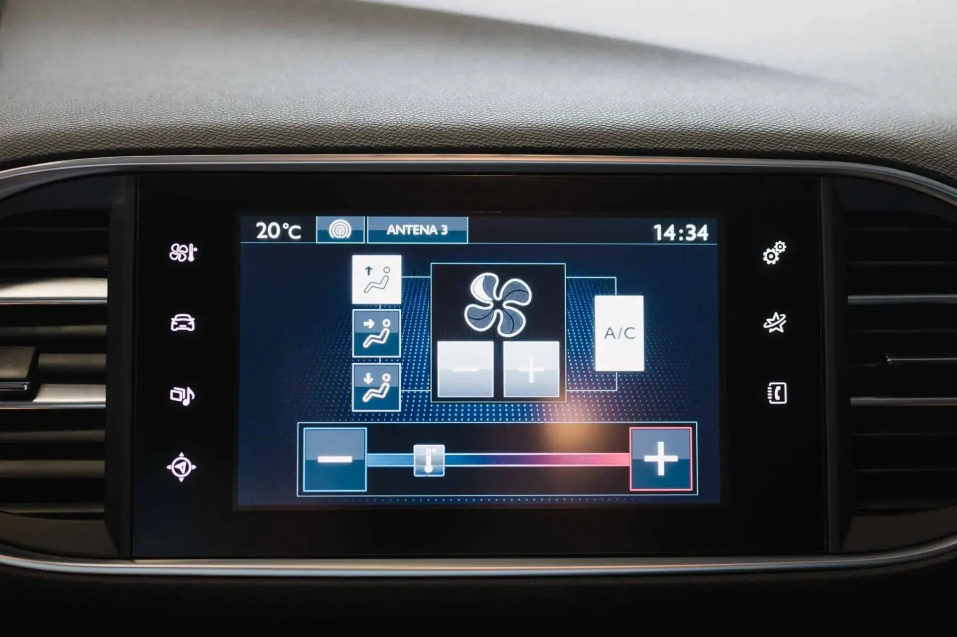 Peugeot 308 SW 13