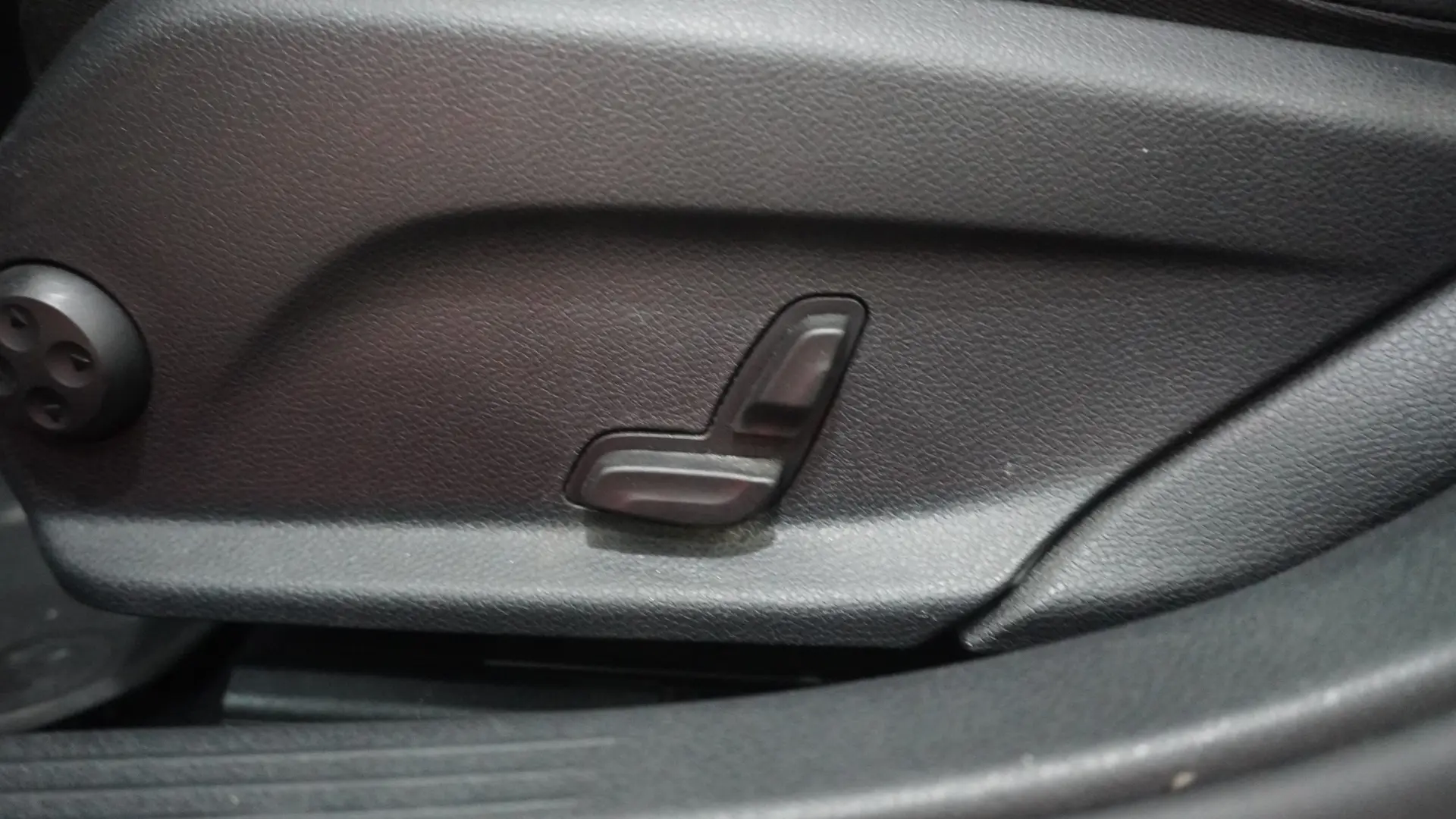 Mercedes-Benz C 200 17