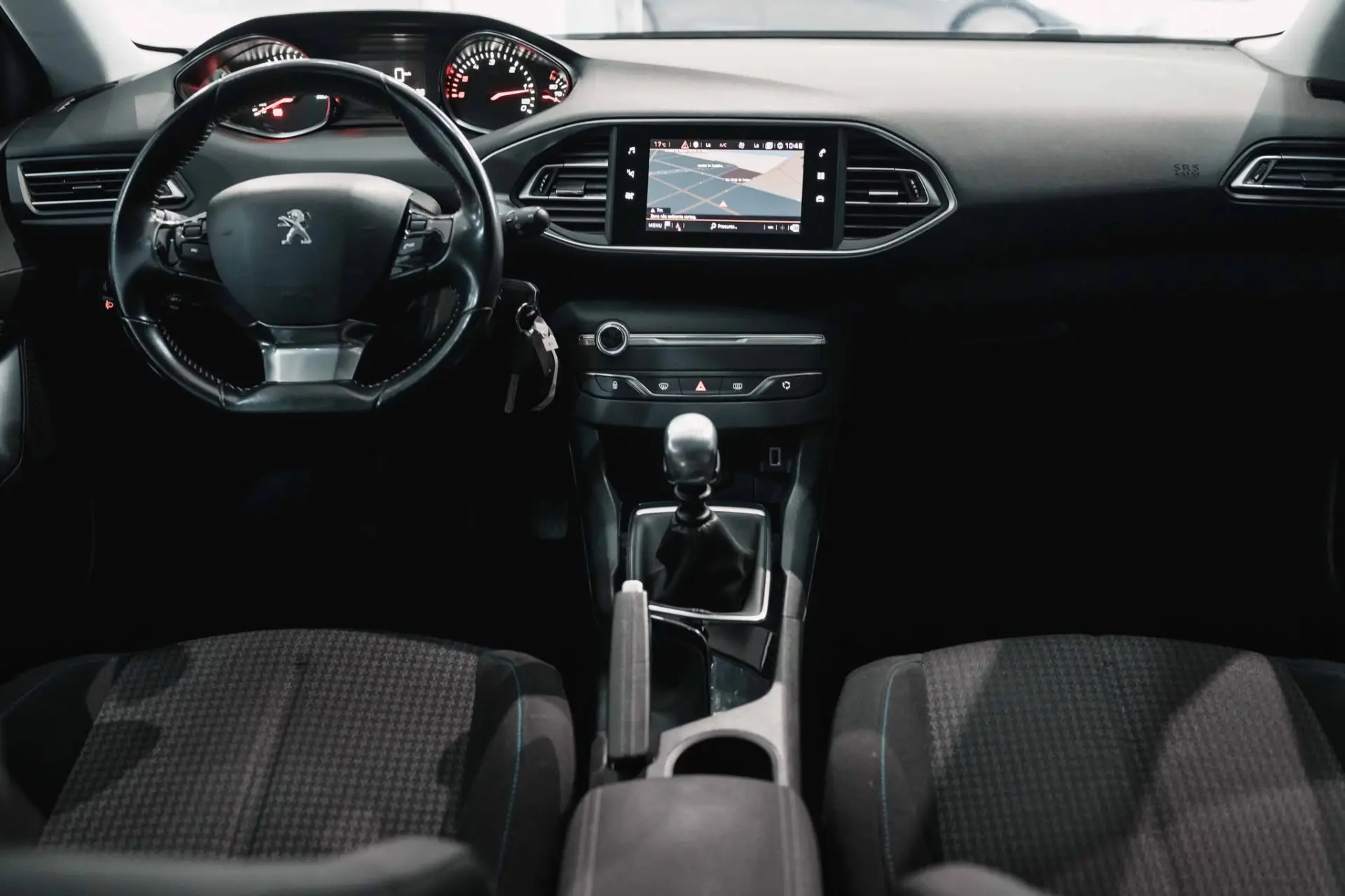 Peugeot 308 SW BlueHDi Style 18