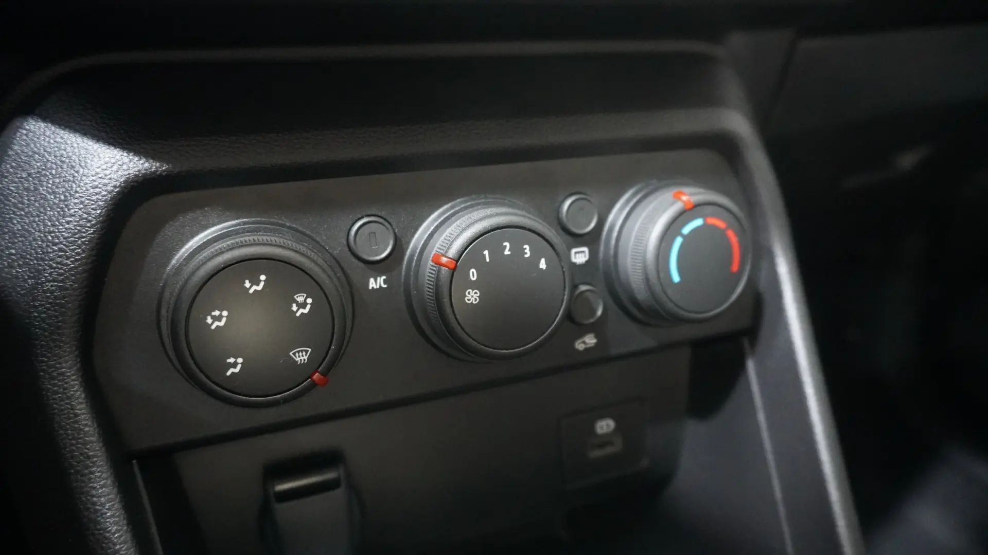 Dacia Jogger 1.0 TCe Expression 31