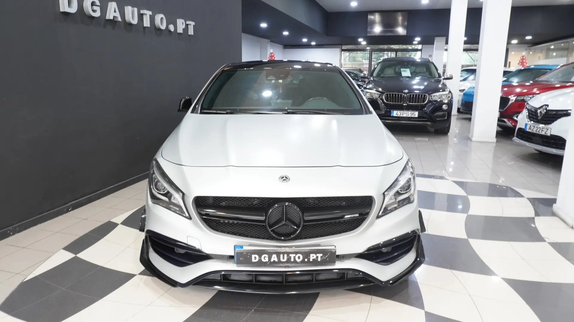 Mercedes-Benz CLA 45 AMG 4Matic Speedshift 7G-DCT 2