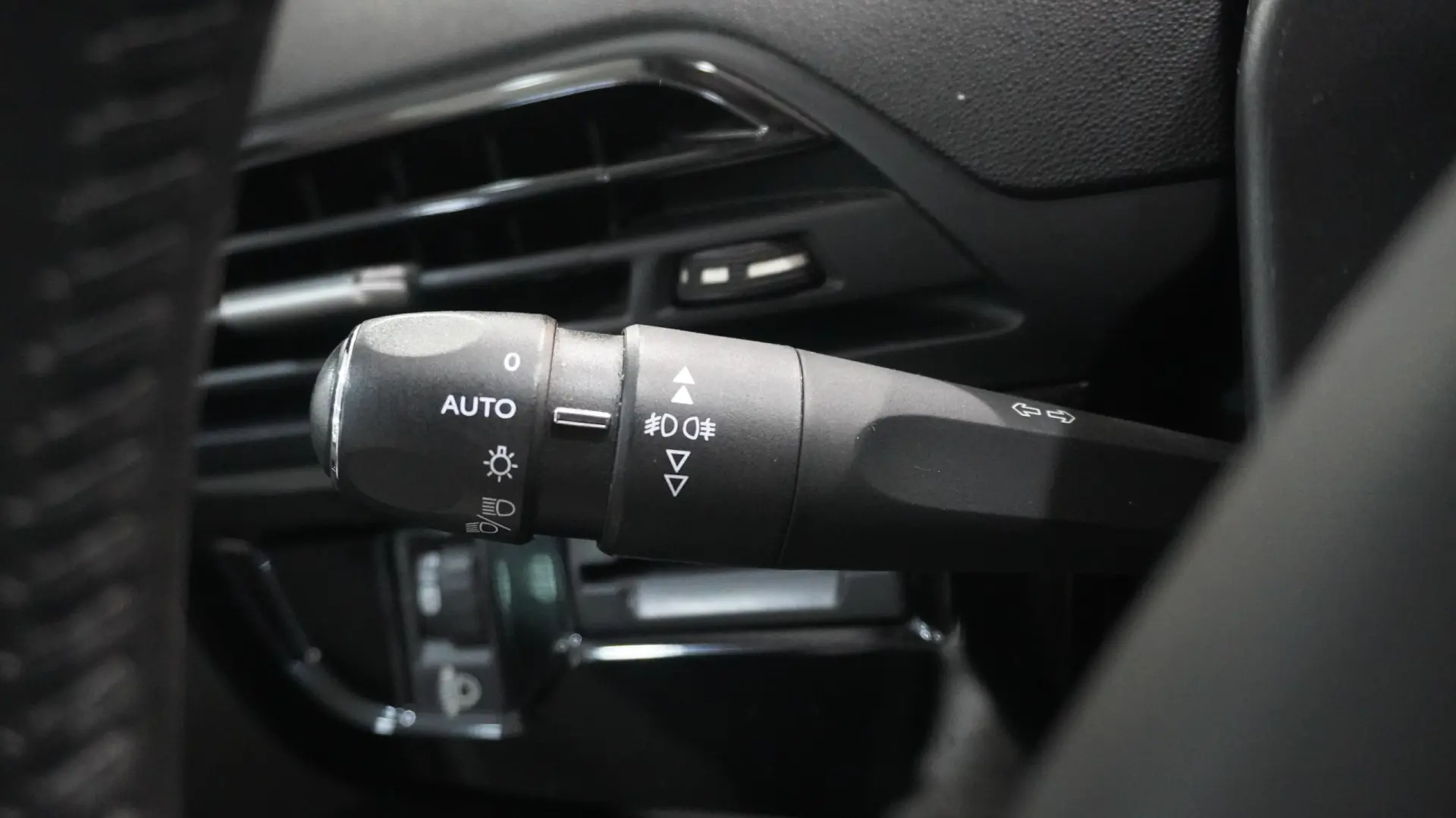 Citroën C4 Spacetourer BlueHDi 130 Stop&Start BUSINESS CLASS 28