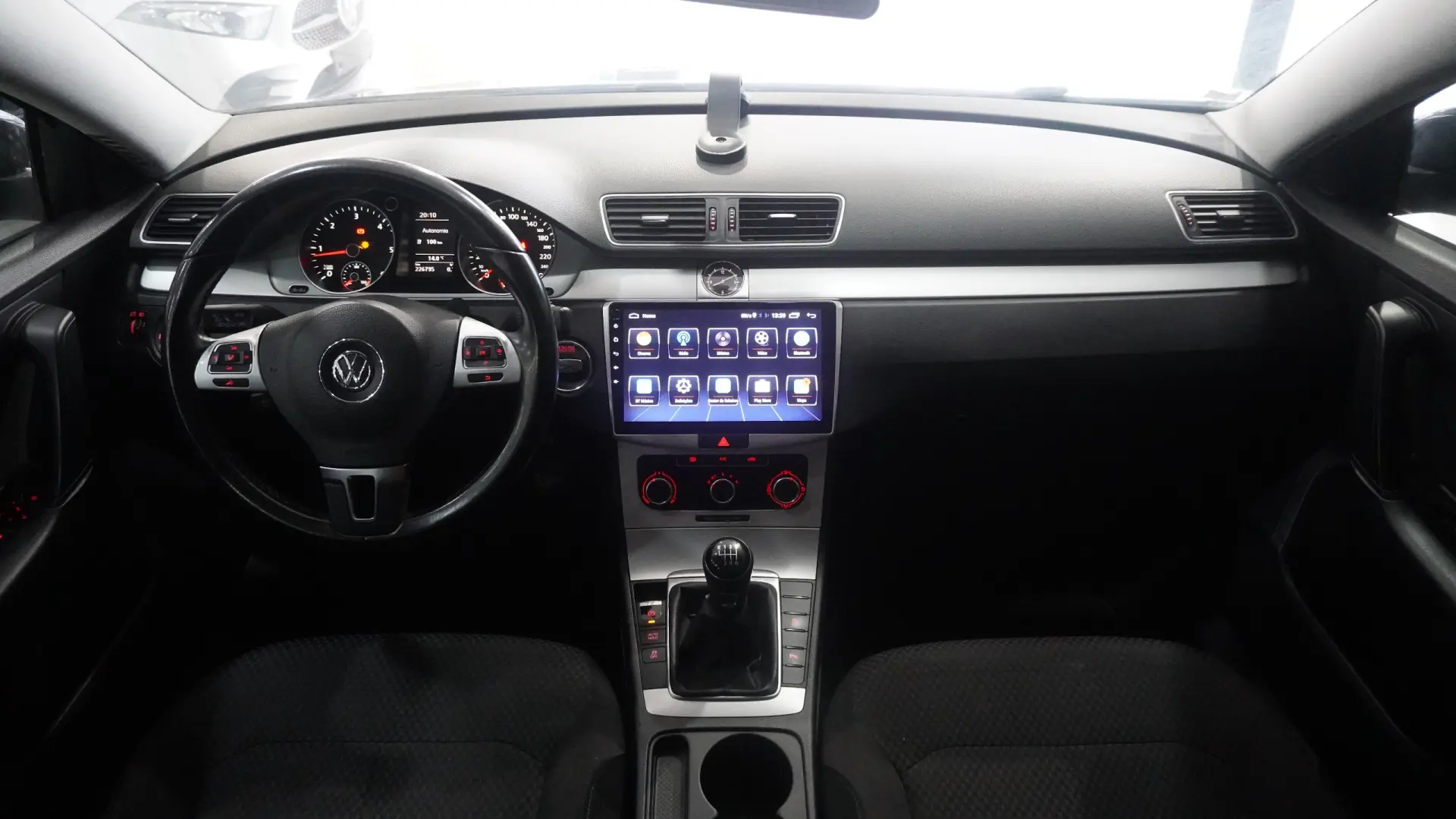 Volkswagen Passat 1.6 TDI Confortline 19