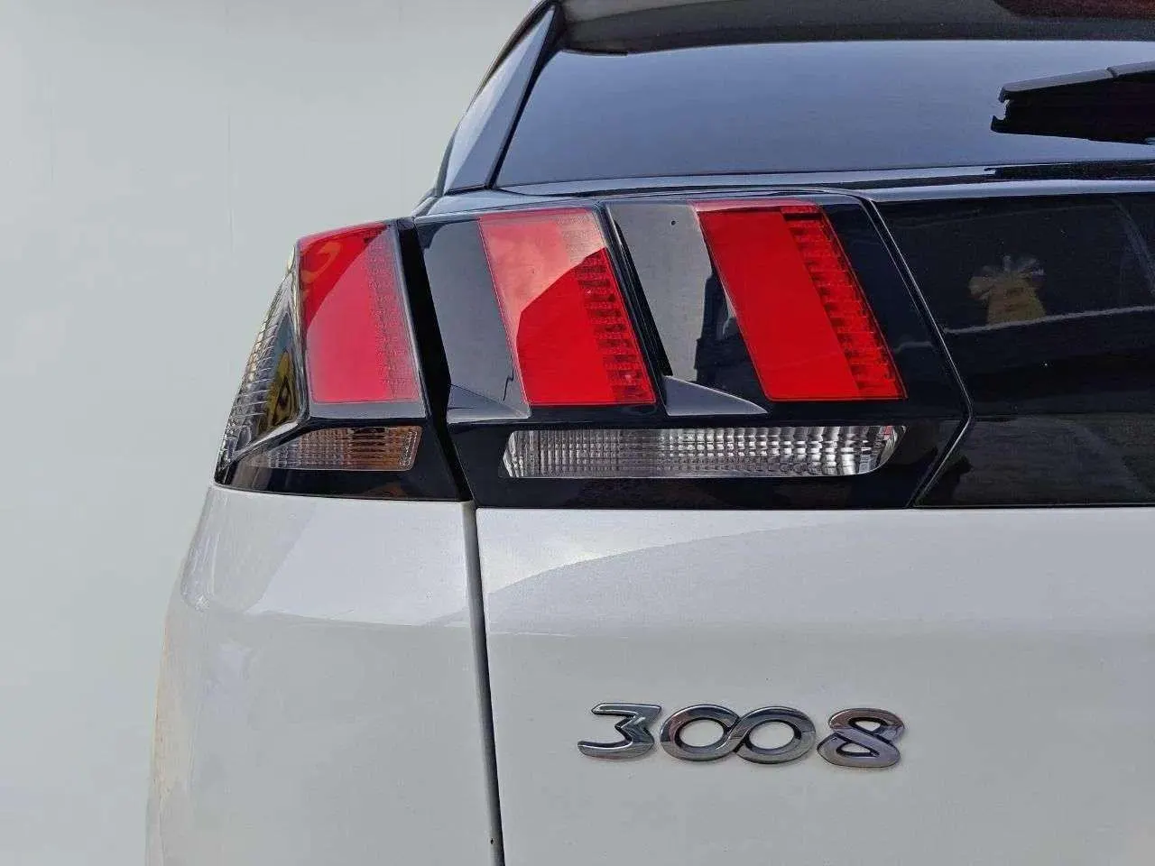 Peugeot 3008 1.5 BlueHDi Allure EAT8 5