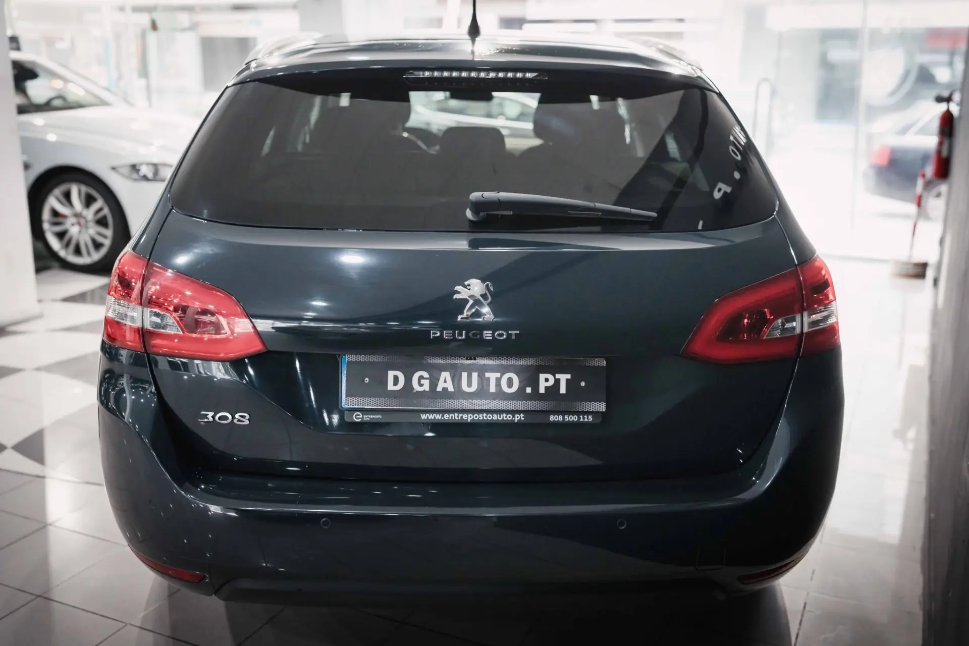 Peugeot 308 SW BlueHDi Style 13