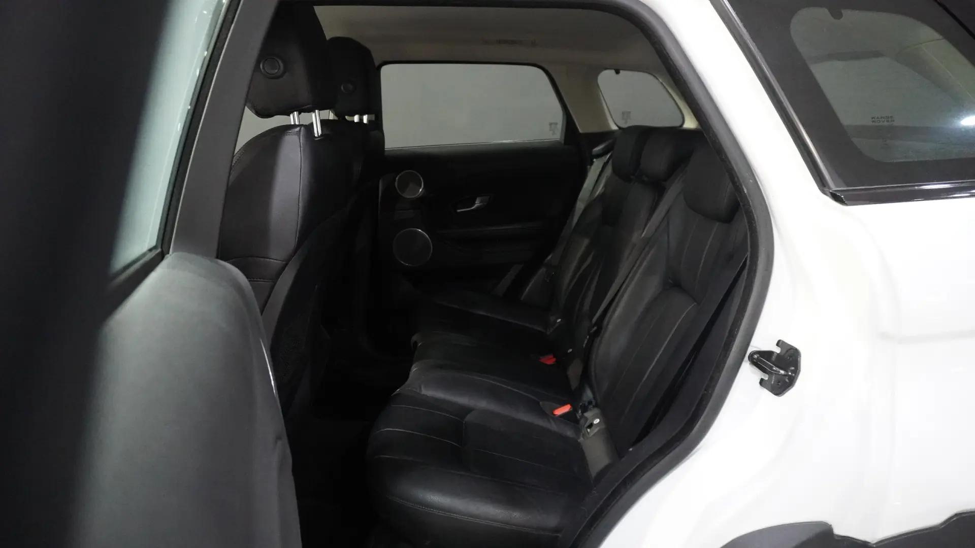 Land Rover Range Rover Evoque 2.0 eD4 SE Dynamic 11