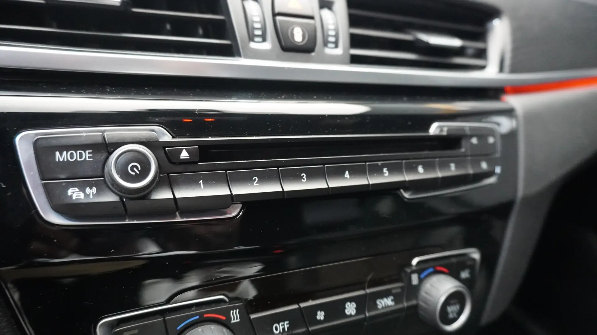 BMW X1 16 d sDrive 28