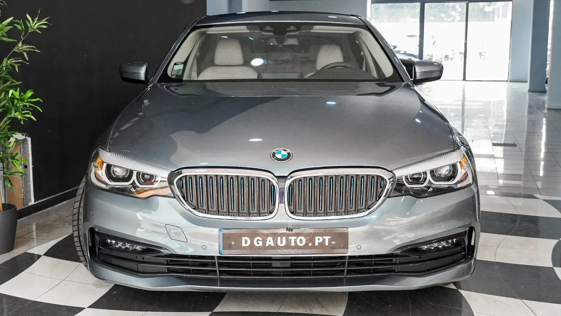 BMW 530 Pack M 7