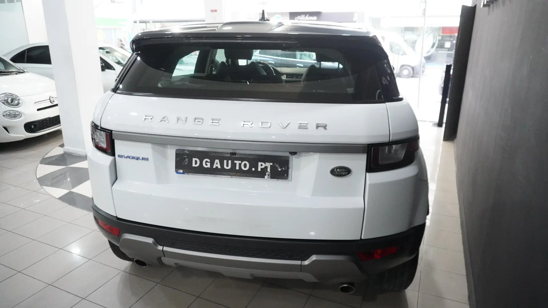Land Rover Range Rover Evoque 2.0 eD4 SE Dynamic 9