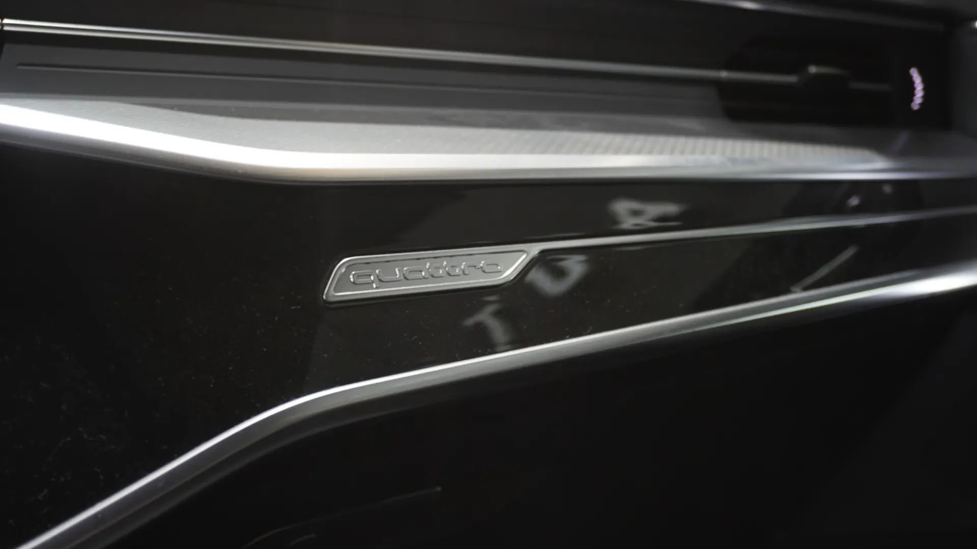 Audi A6 Avant 40Tdi QUATTRO KIT RS6 HYBRID 204CV 14