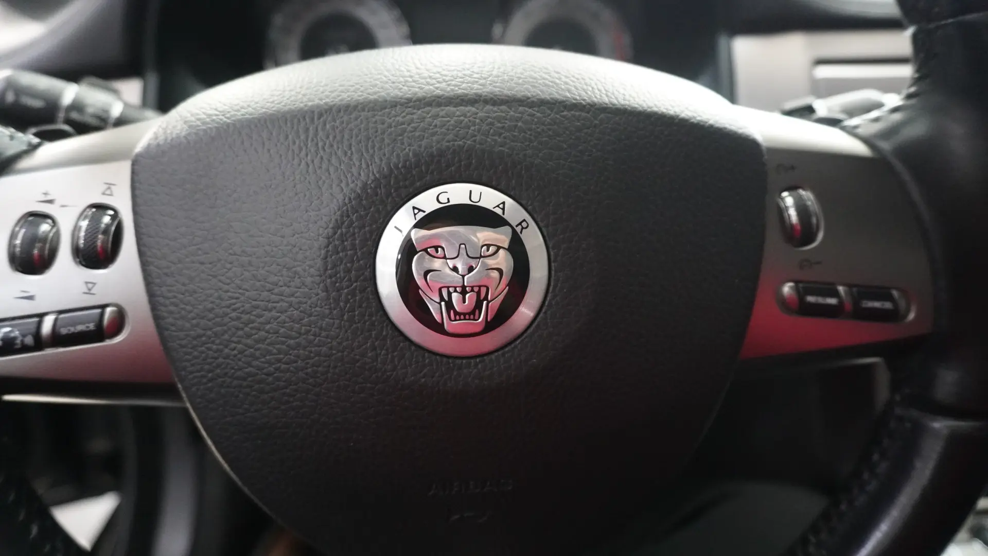 Jaguar XF 3.0 D V6 S Portfolio 27