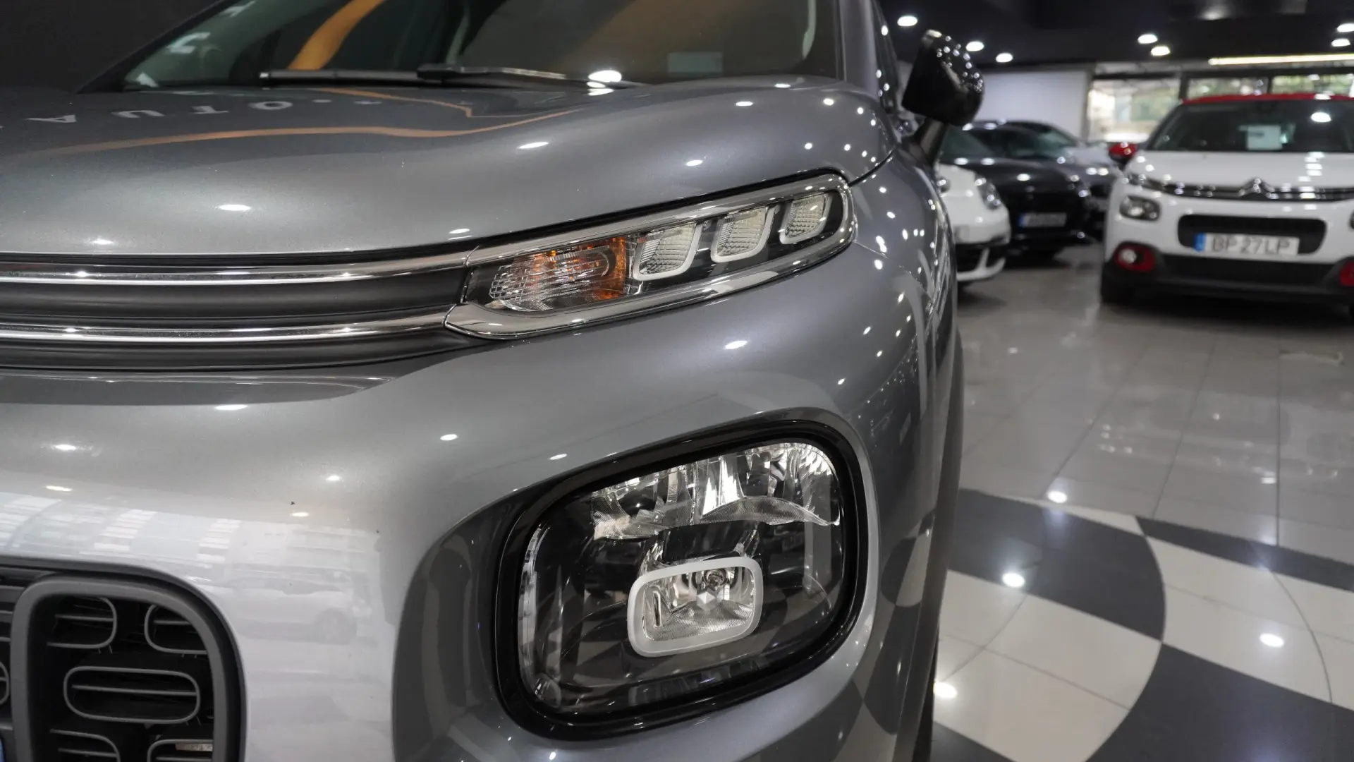 Citroën C3 Aircross 1.2 PureTech Shine 3