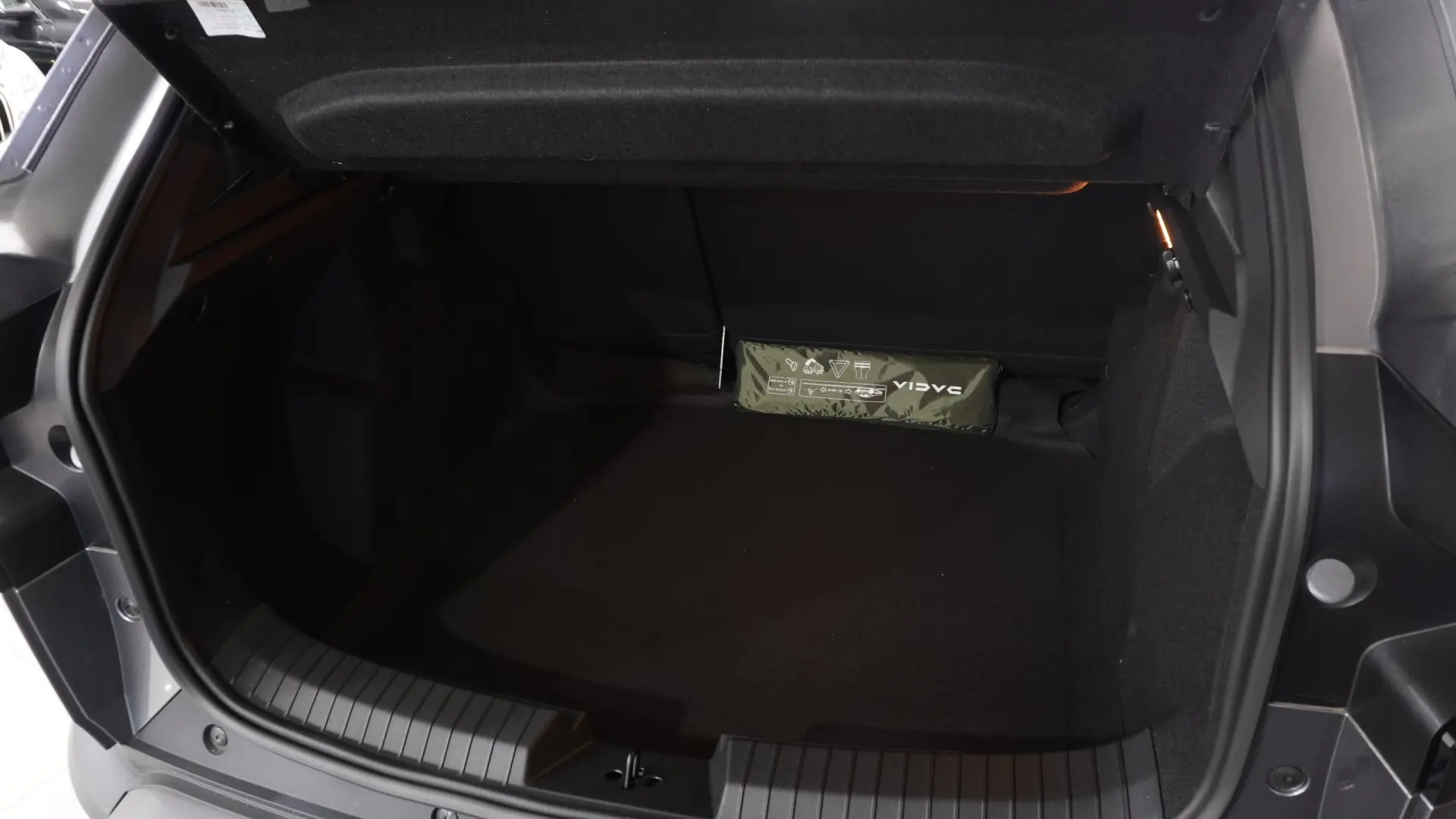 Dacia Duster 1.0 TCe ECO-G Extreme Bi-Fuel 12