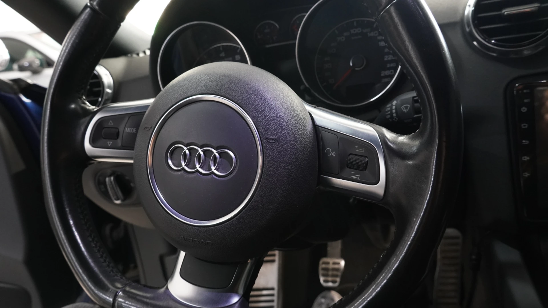 Audi TT Roadster 1.8 TFSI ROADSTER 11