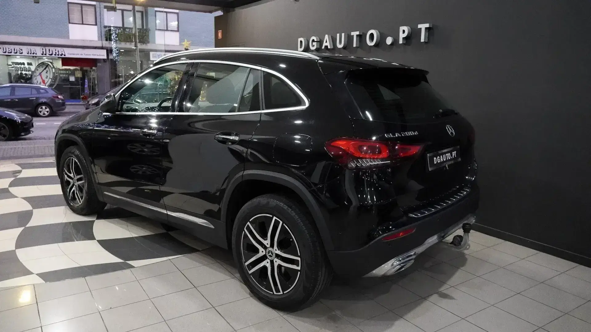 Mercedes-Benz GLA 200 d Progressive 55