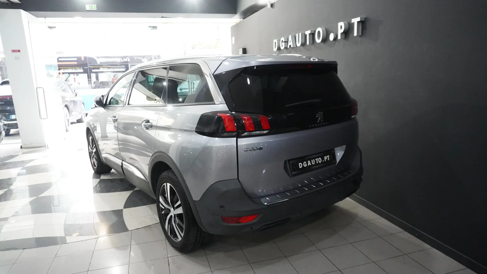 Peugeot 5008 1.2 PureTech Allure Pack 8