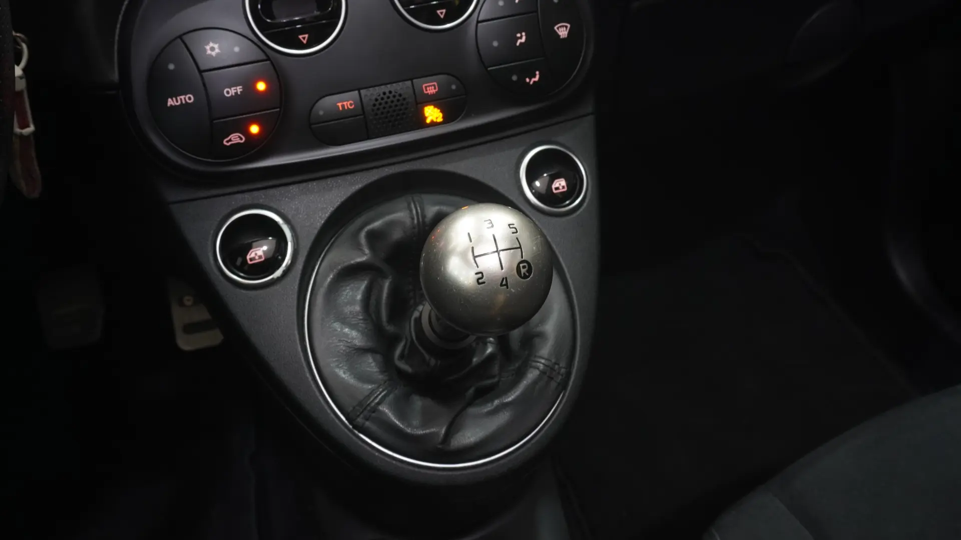 Abarth 595C 1.4 T-Jet Esseesse 33