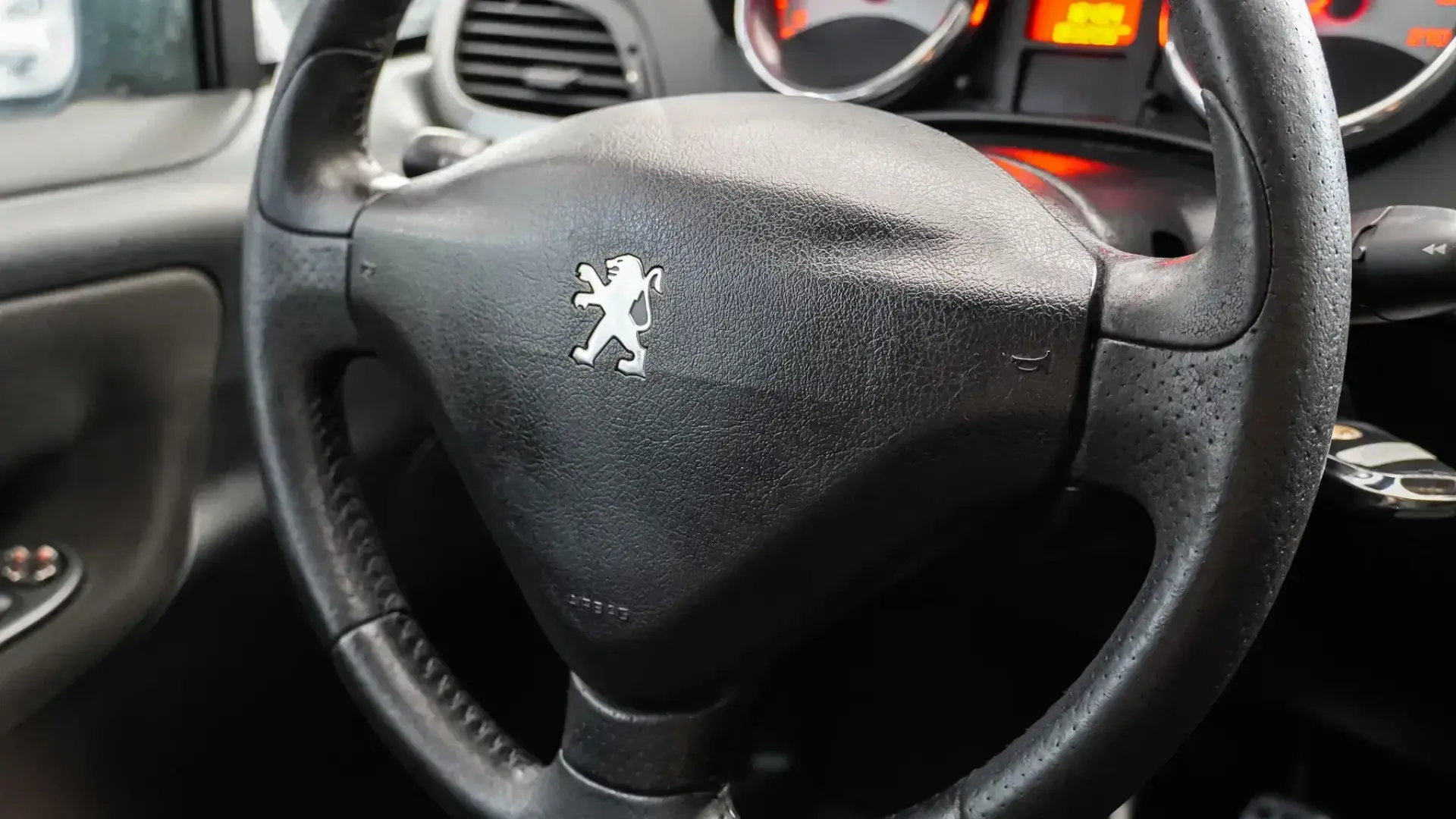 Peugeot 207 CC 19