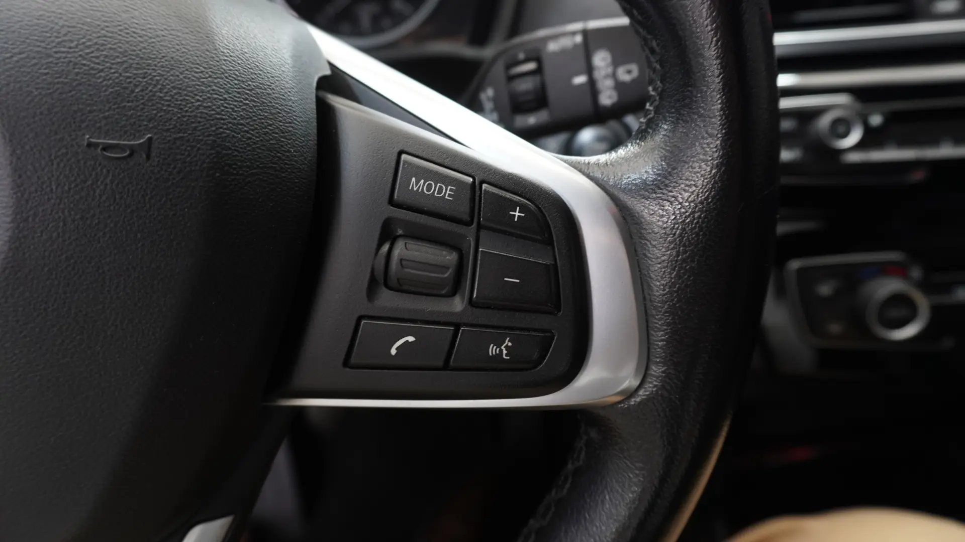 BMW X1 16 d sDrive 23