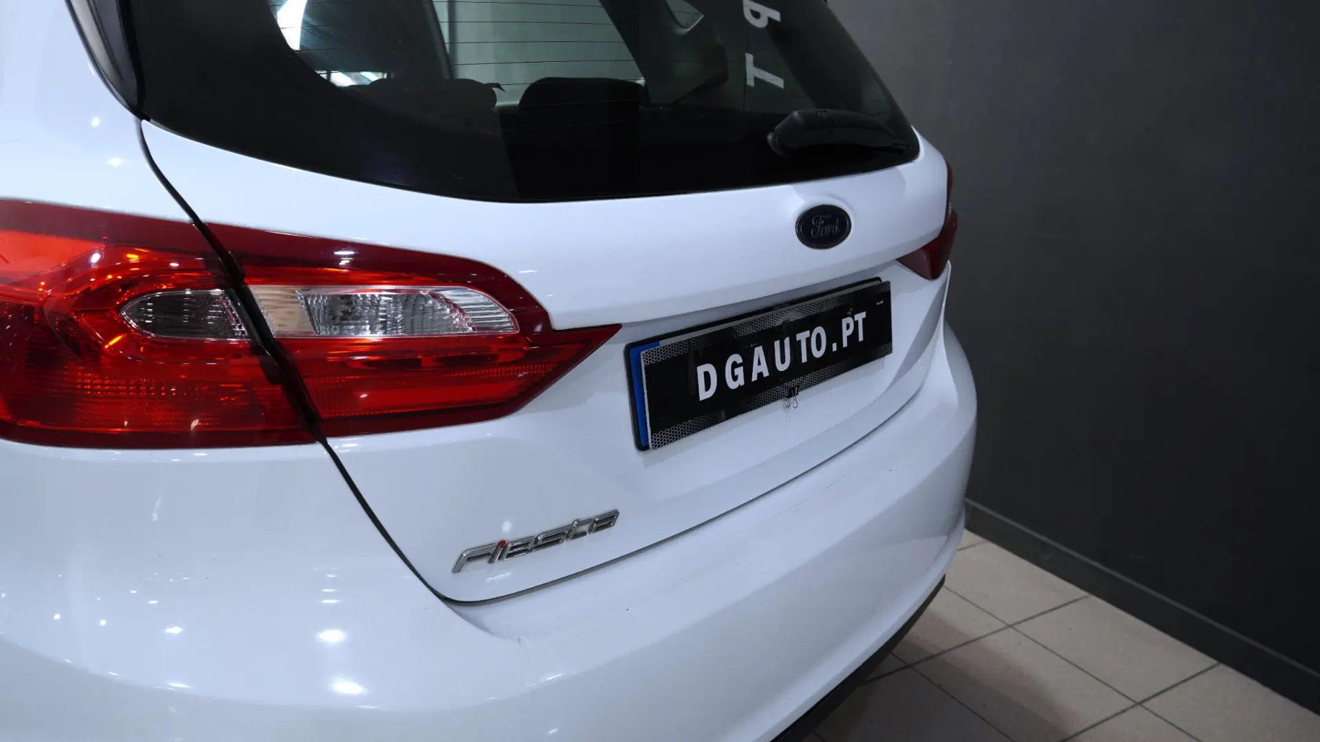 Ford Fiesta 1.1 Ti-VCT Business 26