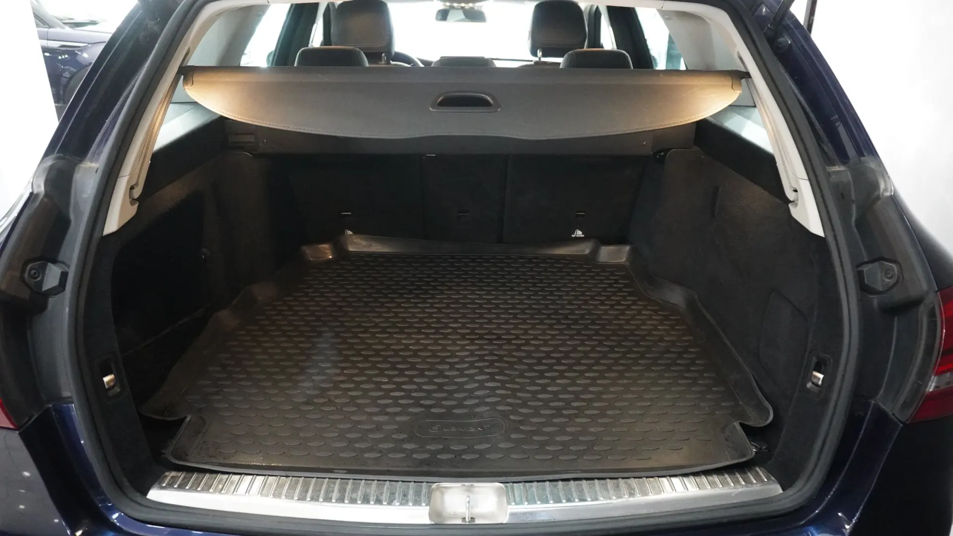 Mercedes-Benz C 180 (BlueTEC) d Station 7G-TRONIC Avantgarde 10