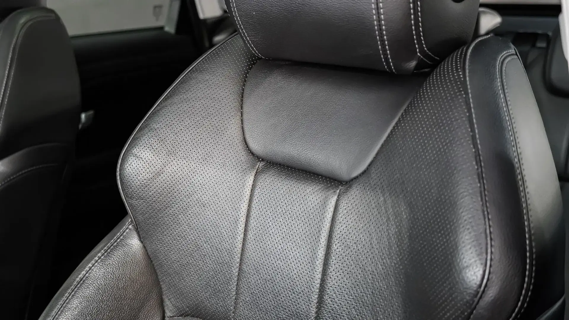 Land Rover Range Rover Evoque 28