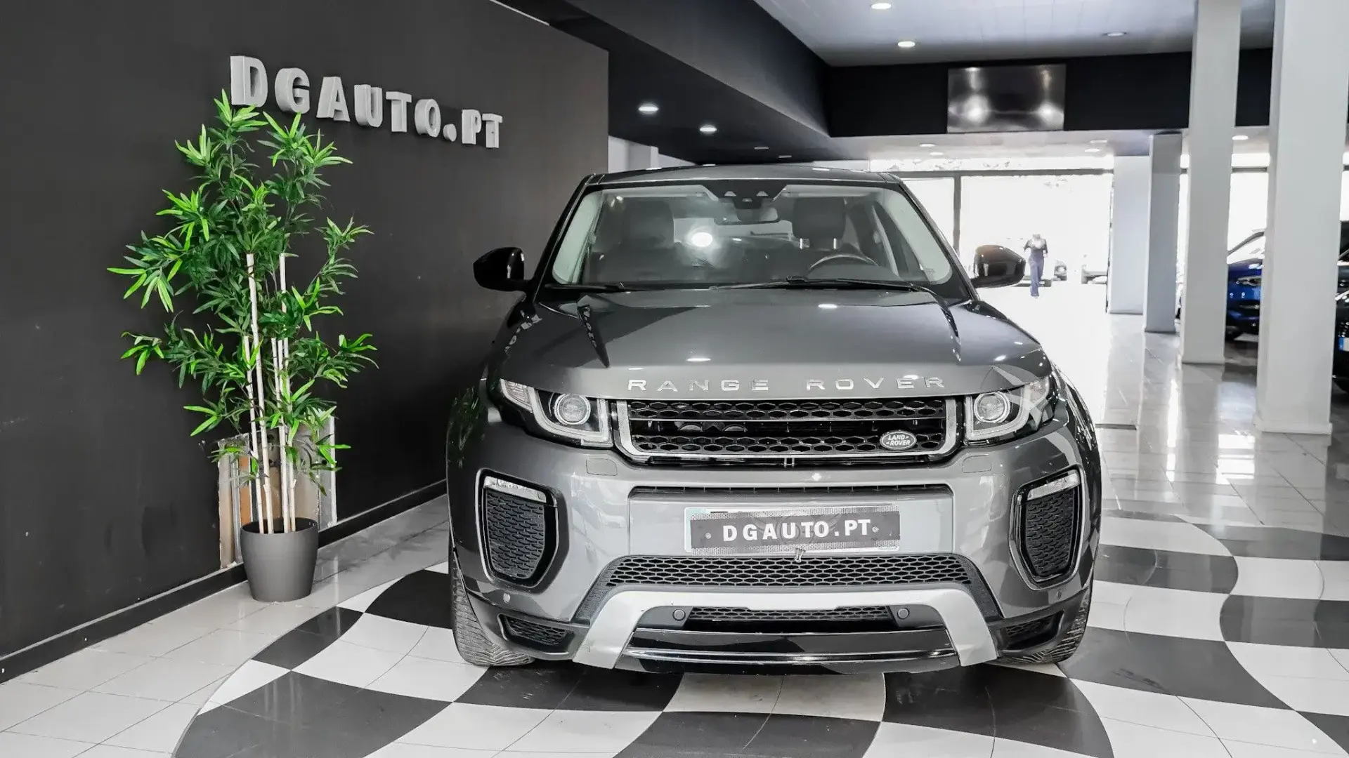 Land Rover Range Rover Evoque 4