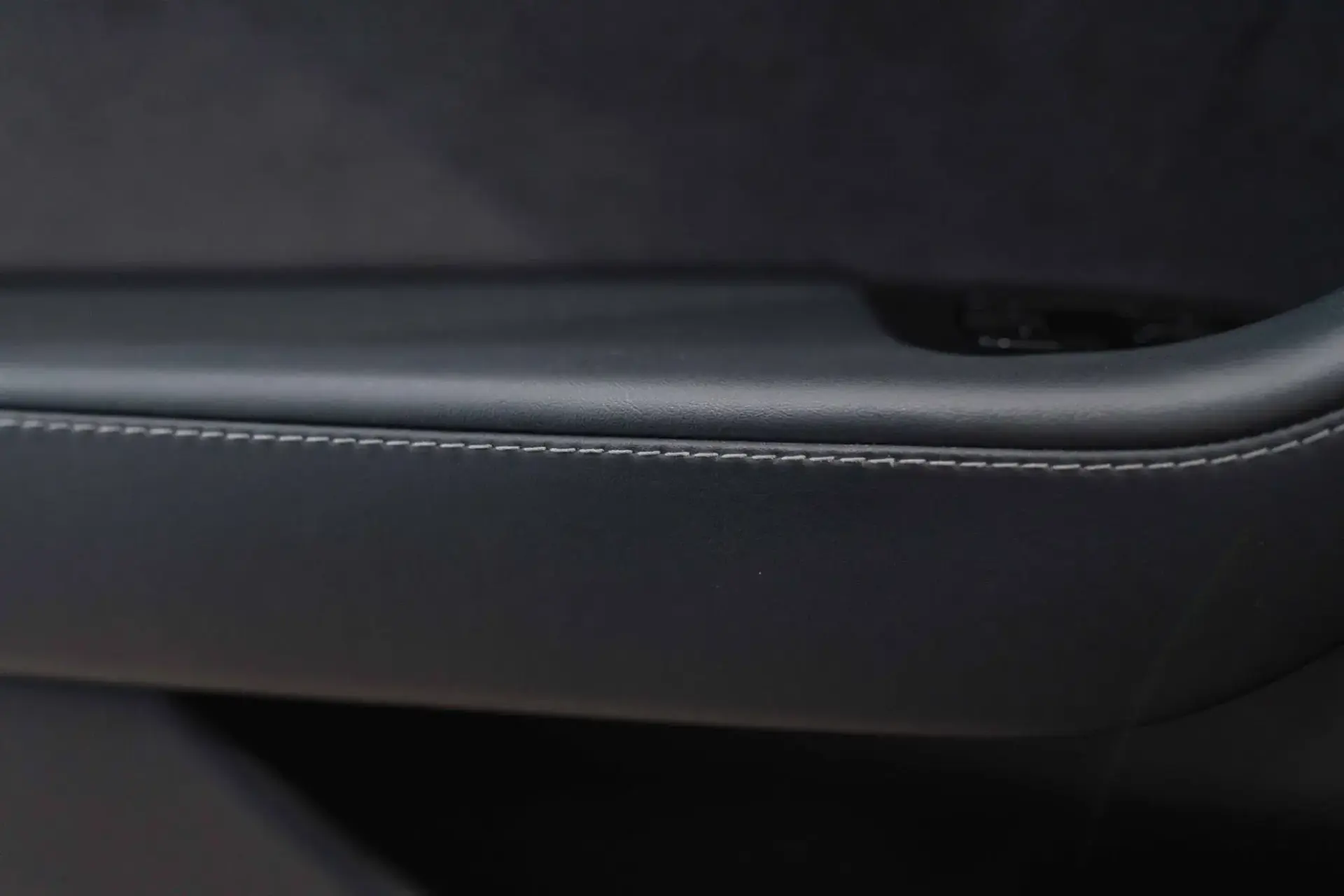 Tesla Model 3 10