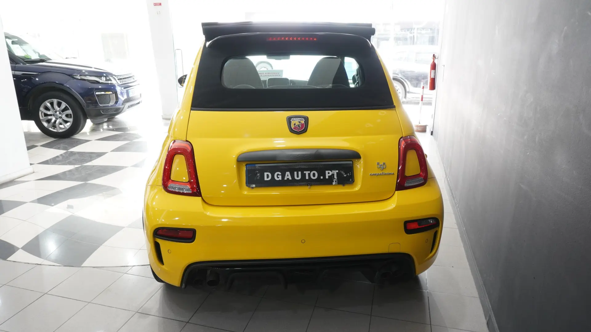 Abarth 595C 1.4 T-Jet Esseesse 10