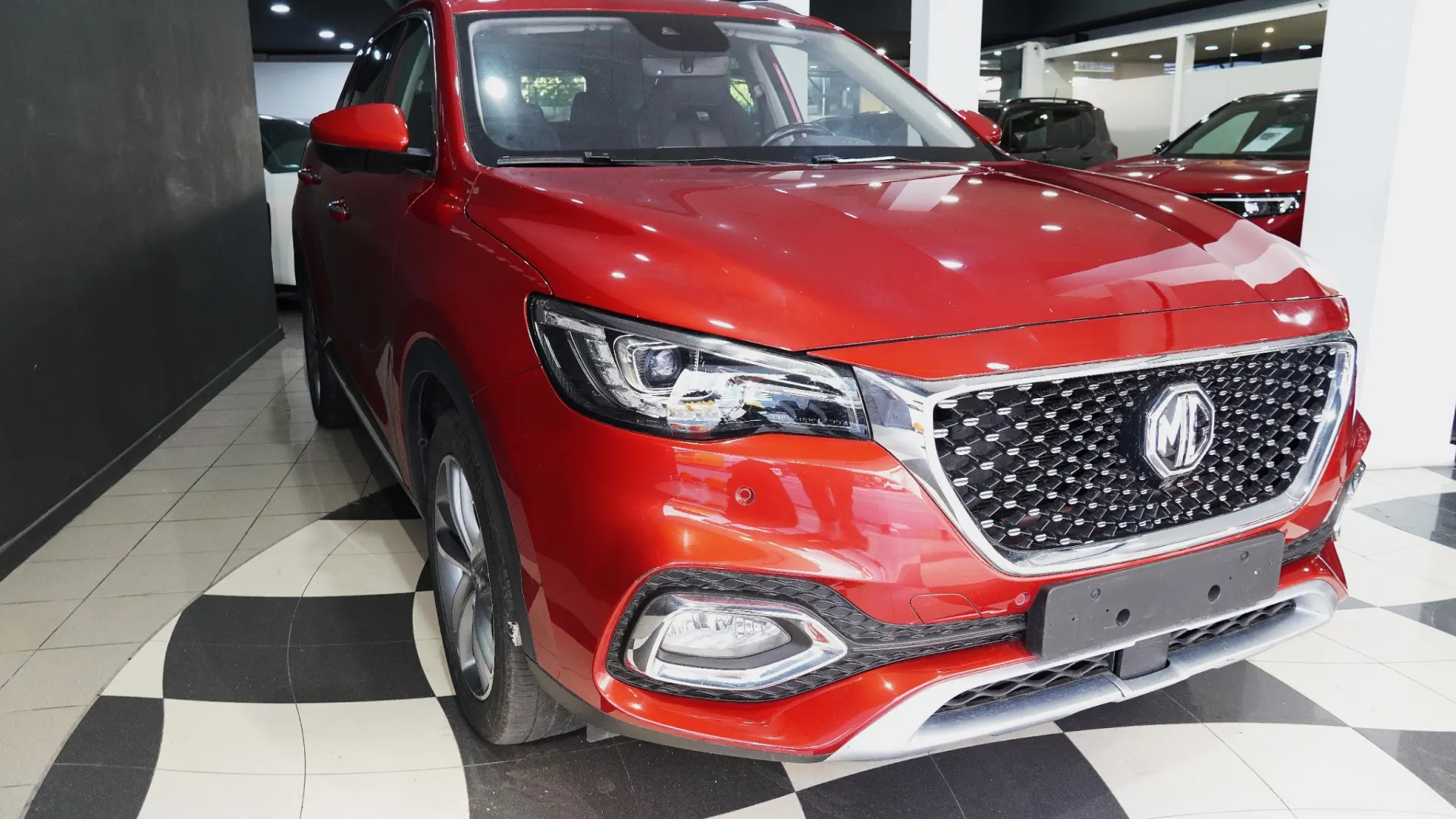 MG EHS 1.5 T-GDI Plug-in Hybrid Luxury 6