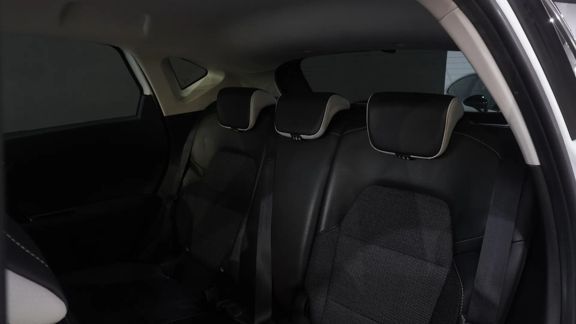 Renault Captur 1.0 TCe Evolution 16