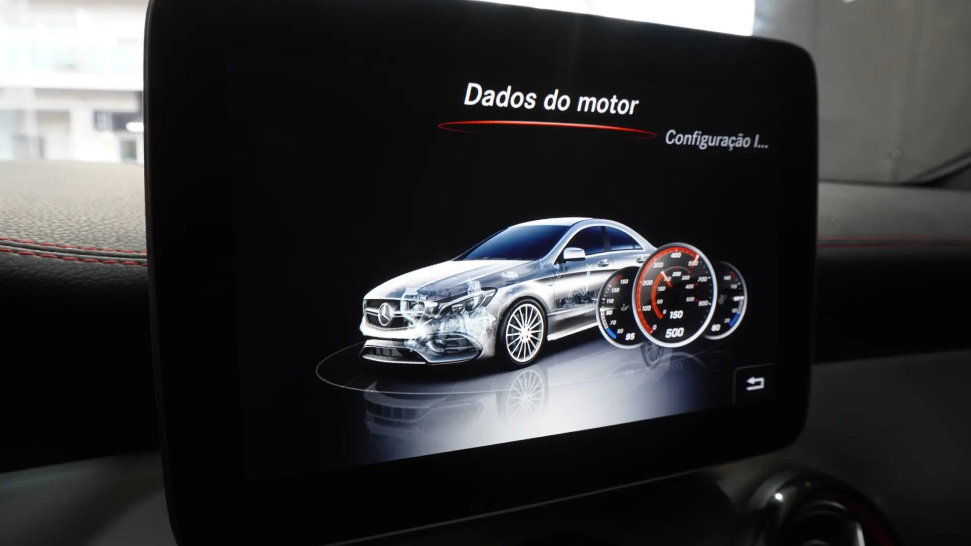 Mercedes-Benz CLA 45 AMG 4Matic Speedshift 7G-DCT 33