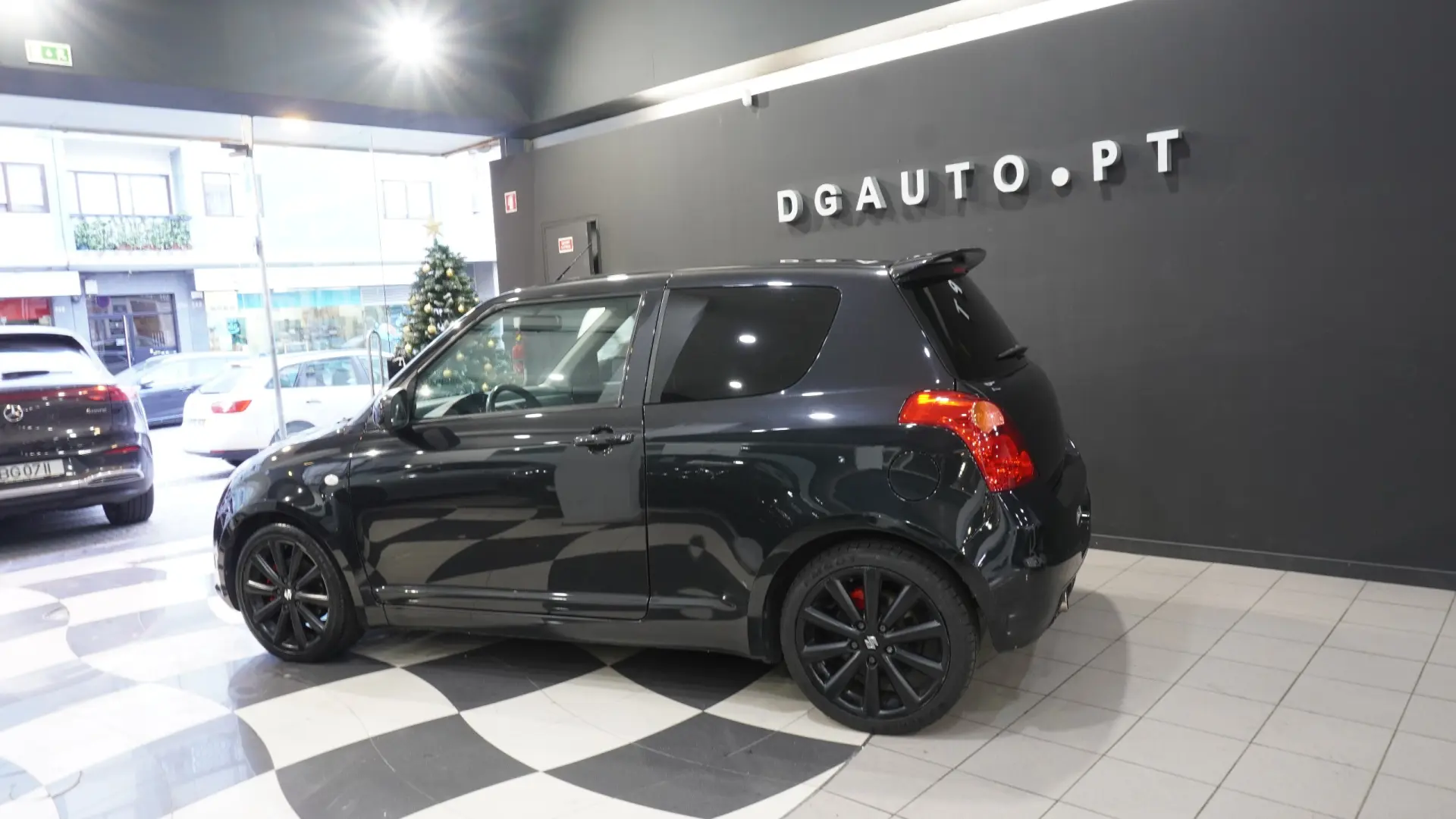 Suzuki Swift 1.6 Sport 5