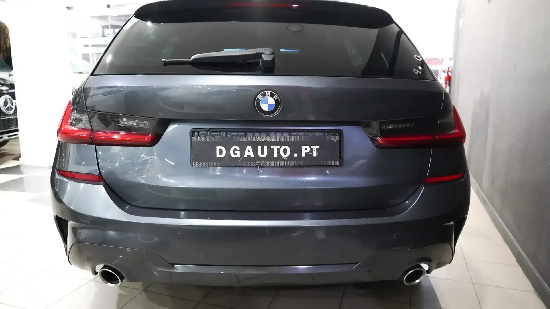 BMW 320 d Touring Pack M Auto 10